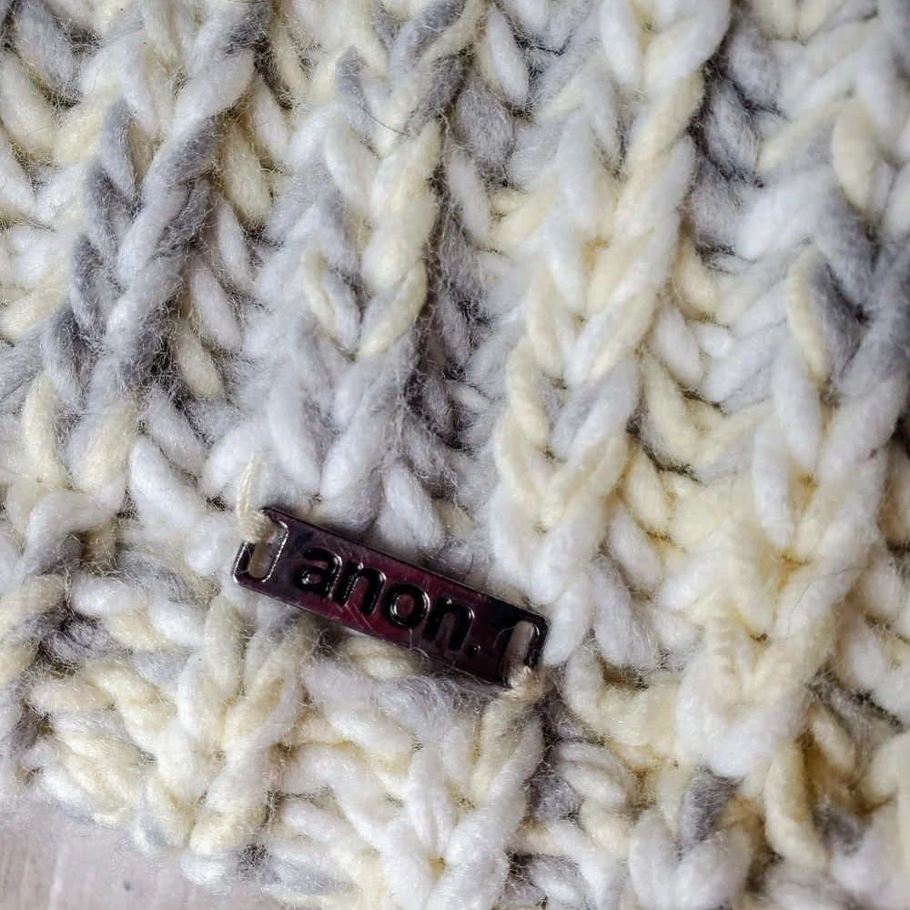 ANON Women's Knit Ski Beanie NWOT